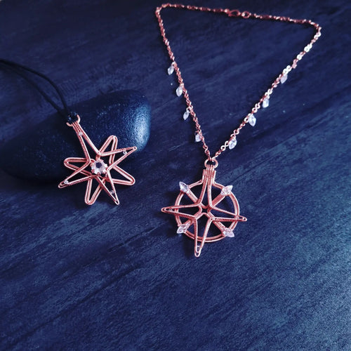 Dots Connect Signature necklace