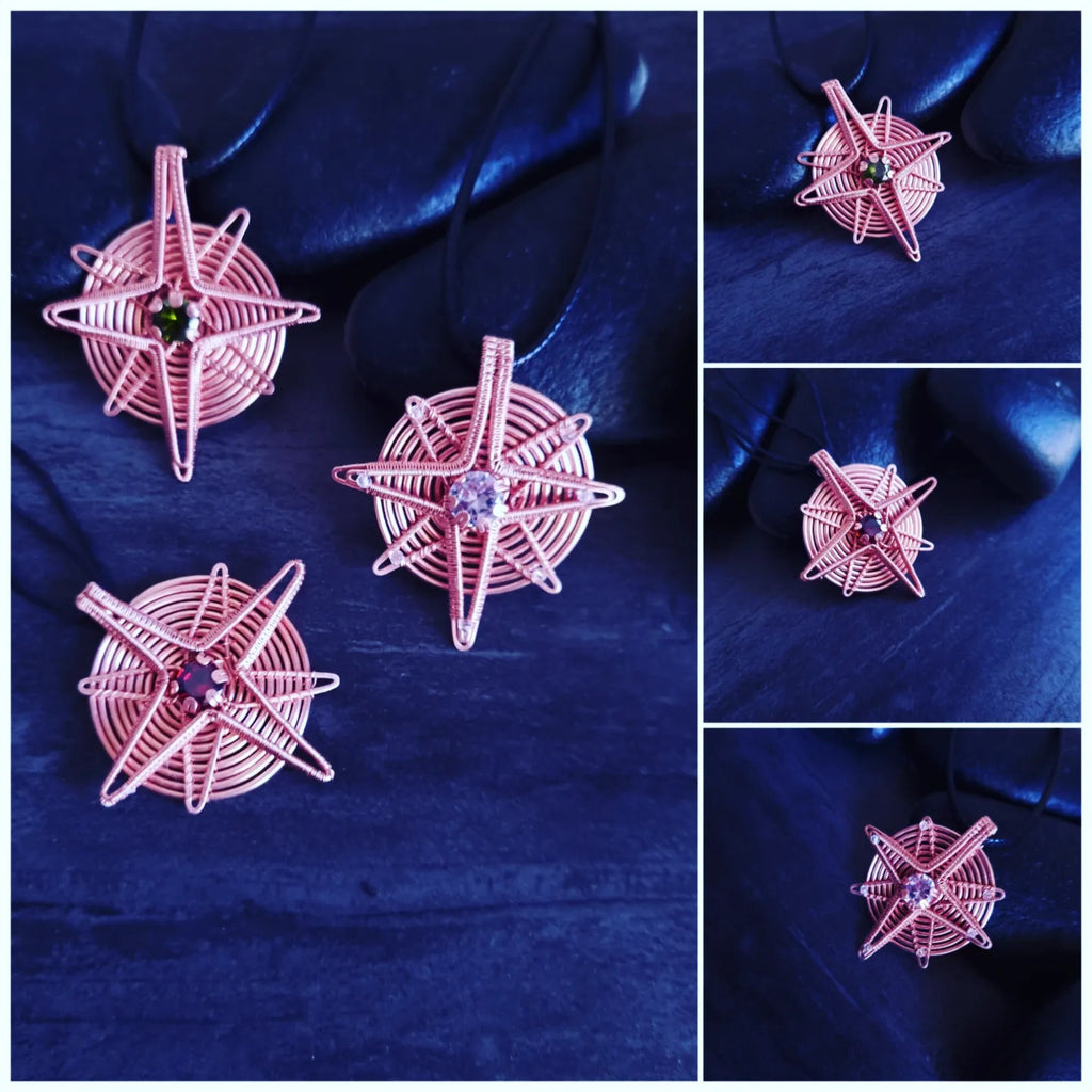 Dots Connect Signature necklace