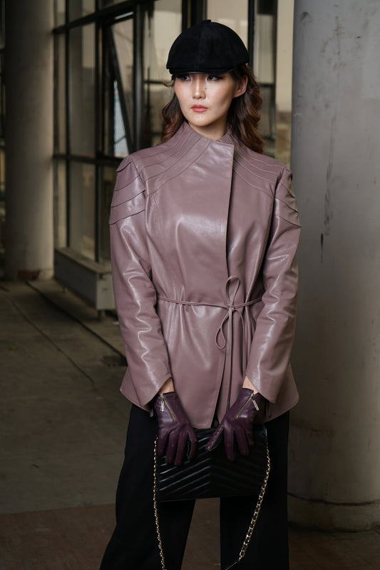 Feminie Beauty leather jacket